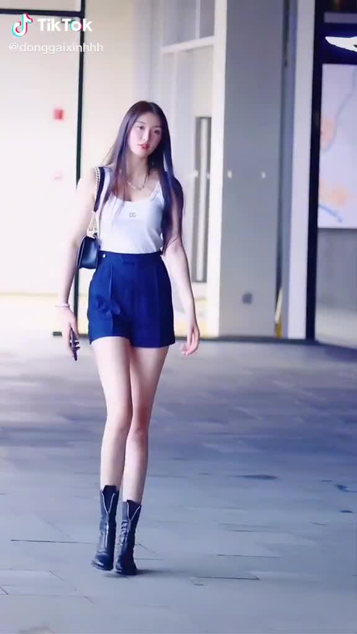 Tưng tưng #deptungkhoanhkhac #xuhuong #tiktokindia #tiktokchina #gaixinh #mlem #hot #girl #xinh