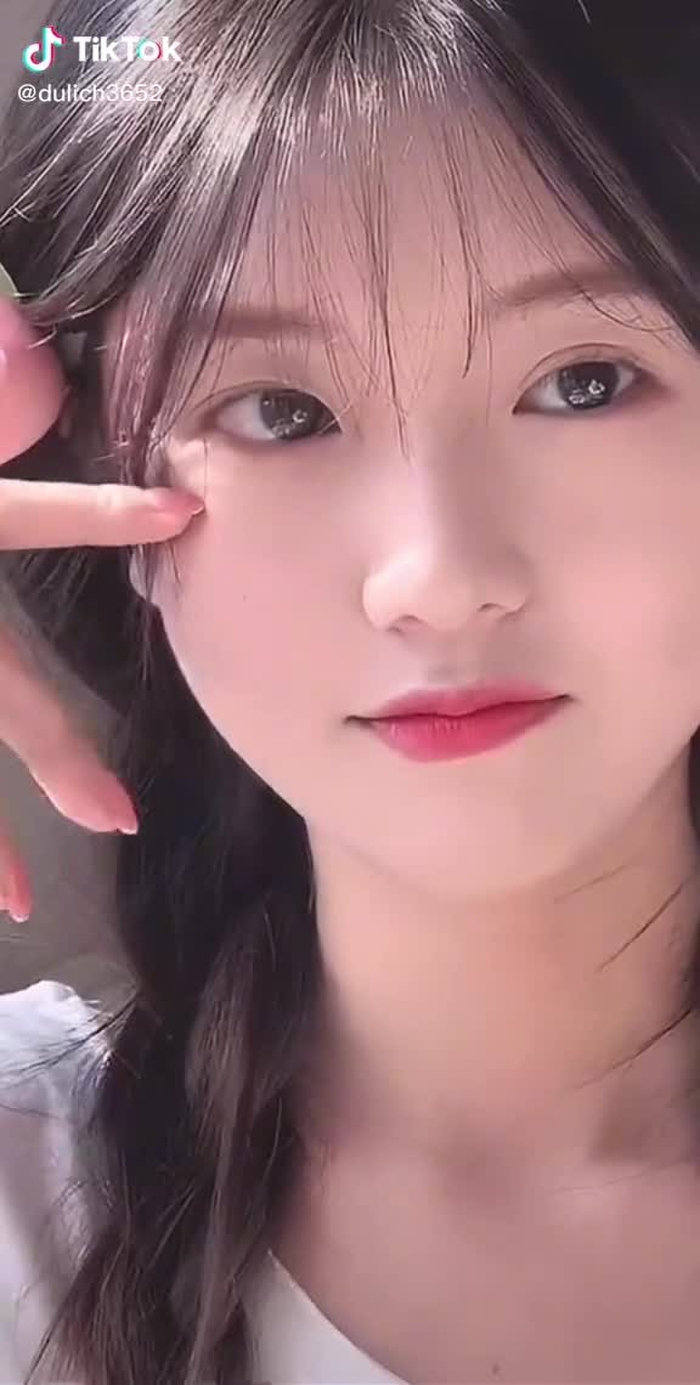 𝐕ớ𝐢 𝐭𝐡ế 𝐠𝐢ớ𝐢, 𝐛ạ𝐧 𝐜𝐡ỉ 𝐥à 𝐦ộ𝐭 𝐡ạ𝐭 𝐜á𝐭 𝐧𝐡ỏ – 𝐧𝐡ư𝐧𝐠 𝐯ớ𝐢 𝐦ộ𝐭 𝐧𝐠ườ𝐢 𝐧à𝐨 đó, 𝐛ạ𝐧 𝐥à 𝐜ả 𝐭𝐡ế 𝐠𝐢ớ𝐢 𝐜ủ𝐚 𝐡ọ.❤️#fl