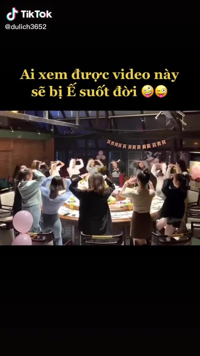 Tôi đau khổ thì các bạn cũng phải chịu chung số phận với tôi🤣🤣#gaixinh #follow