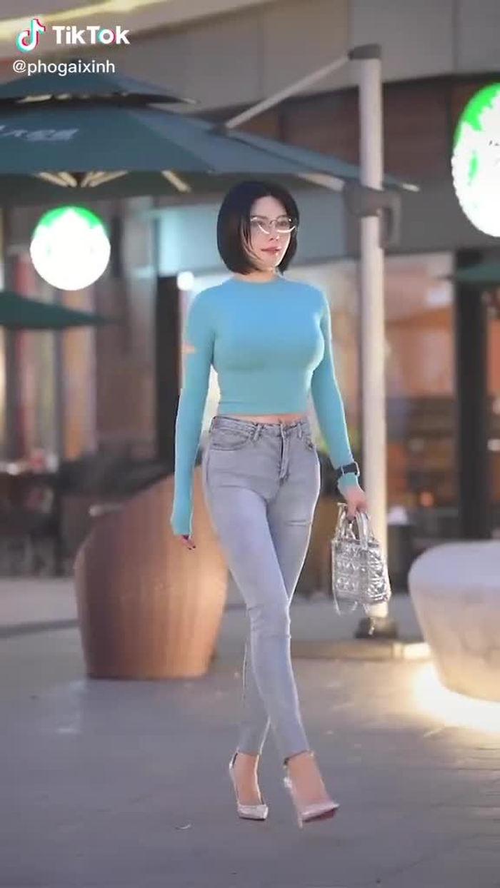 Phố Gái Xinh (@phogaixinh) trên TikTok 64