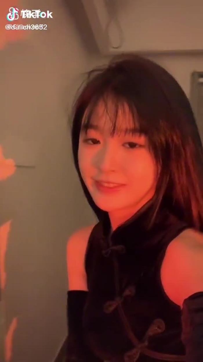 Muốn làm cái gương quá😂#gaixinh #follow
