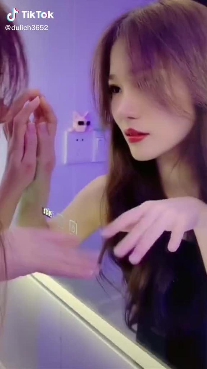 Ai muốn làm cái gương không?😂😍#gaixinh #follow