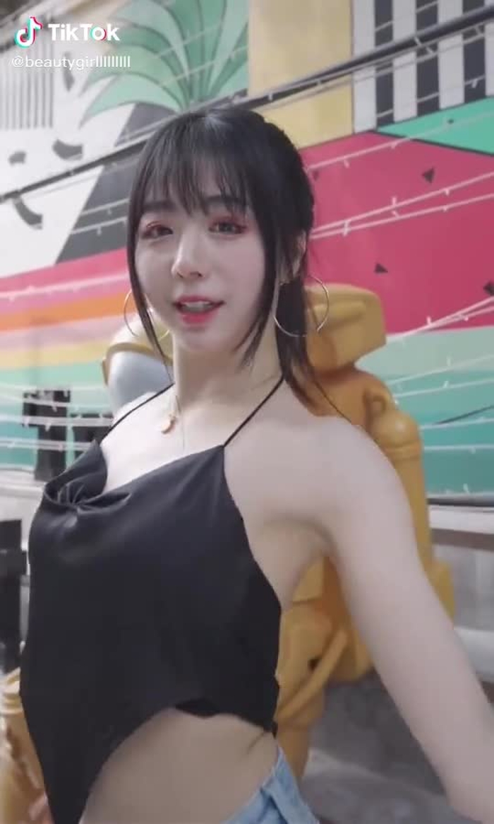 Chào các bạn 😅 #tren #trending #xuhuong #tiktok #video