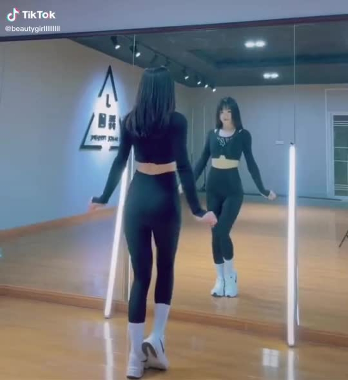 #gaixinh #trending #girl #gáidep #xuhuong #fyp #xuhuongtiktok #foryou #for #china #video #tiktok #tiktoker 11