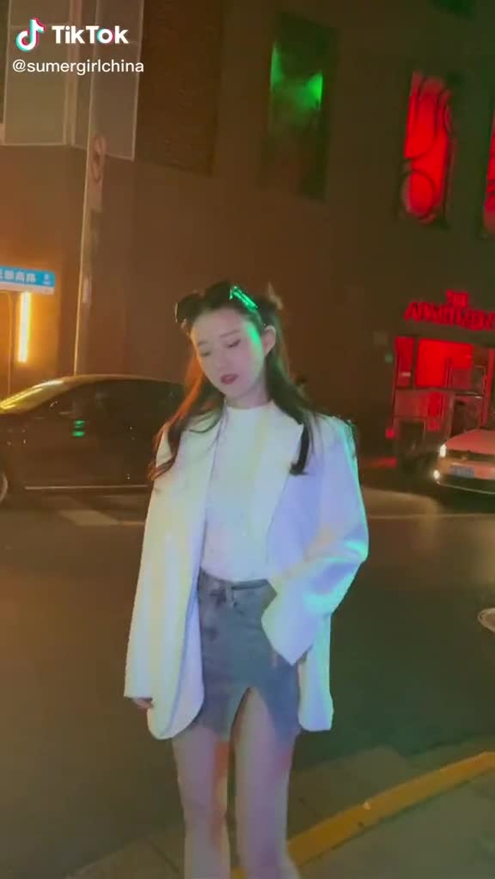 #SoMiHong #TikTokHuongNghiep #LungLinhNhuHoa #WHYDONTWE #PaperCut #AlbumCover