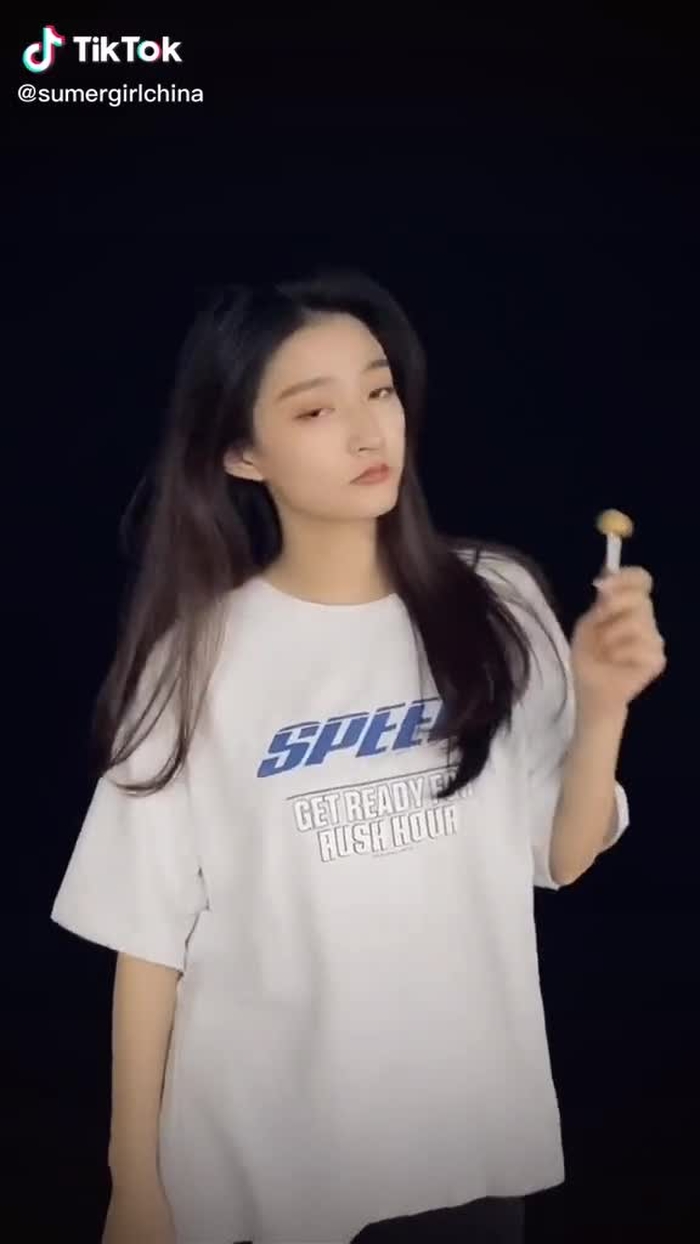 bà ấy ngầu gê #fyp #foryou
