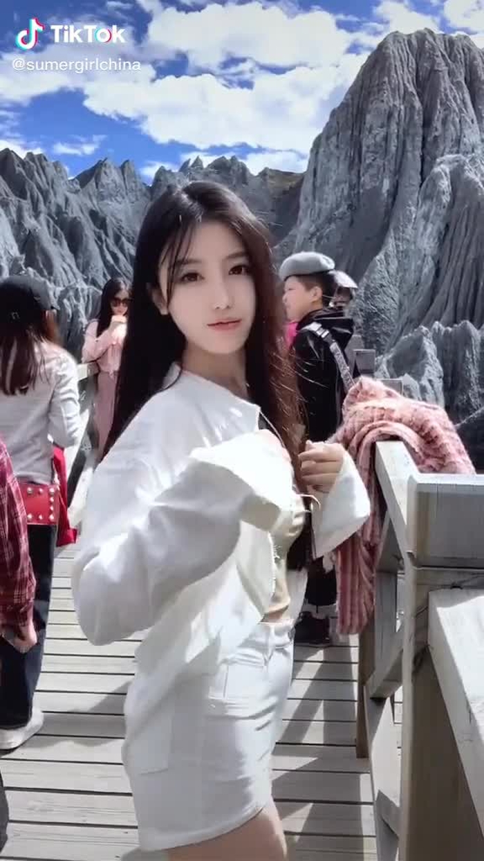 trời lạnh rồi các bạn mặc ấm vào nhé #girlchina #sumergirse