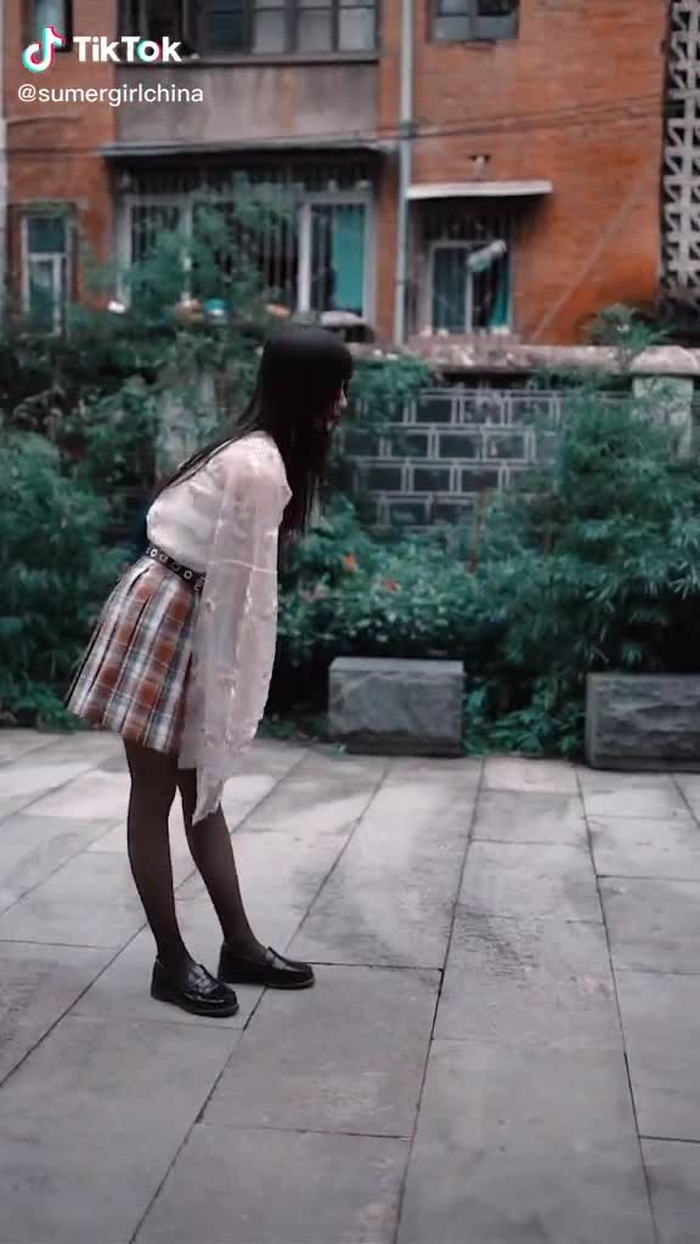 toang chiếc ip rồi. đàn bà thật đáng sợ 😰😰😰 #girlchina #sumergirl