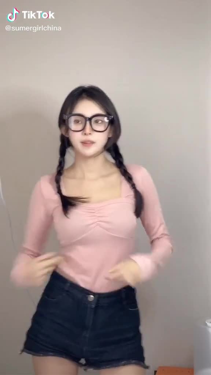 ui má ơi biến hình xinh vậy #girlchina #volanhat