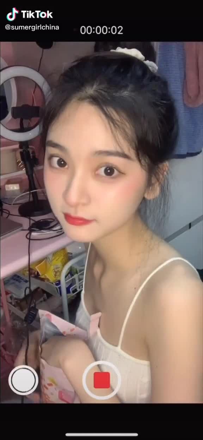 hậu trường của hot girl #girlschina #tuhaodantoc
