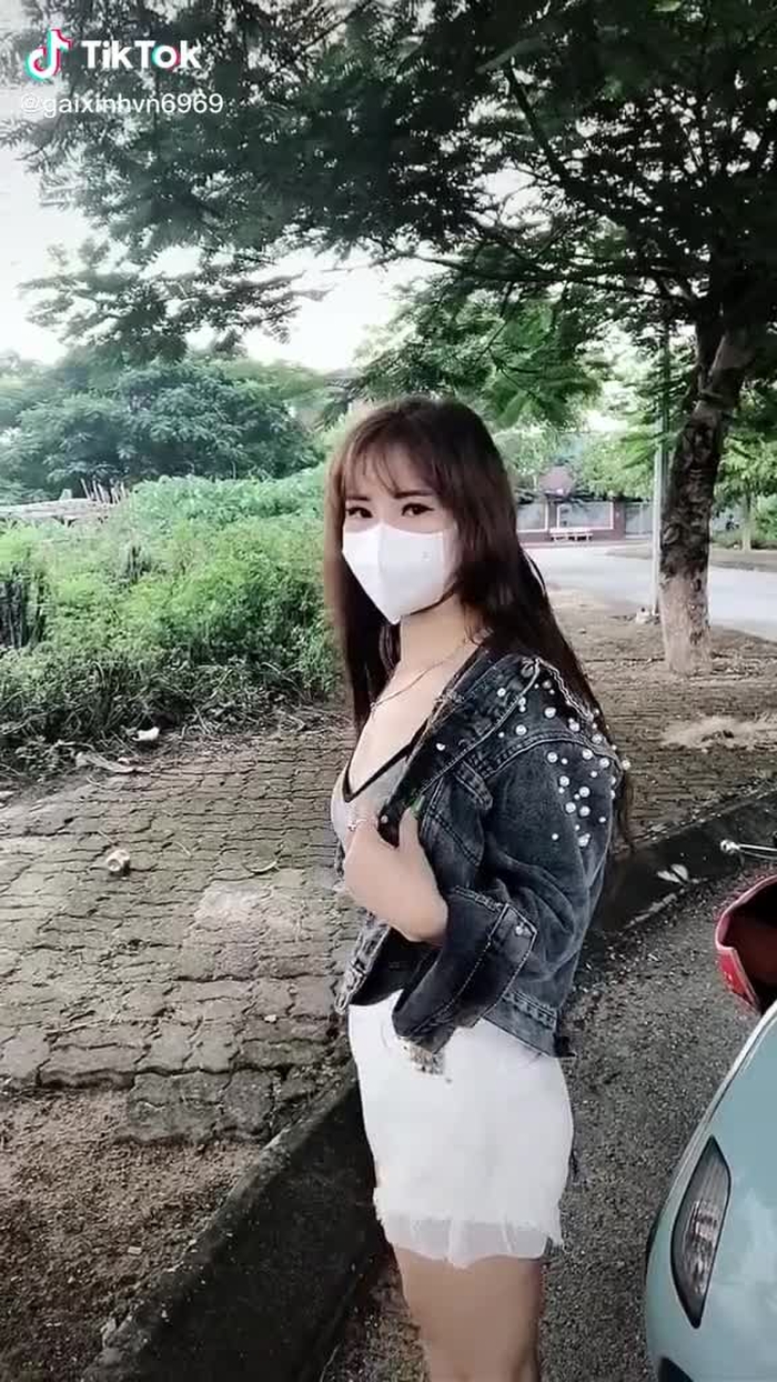 con gái miền Tây..