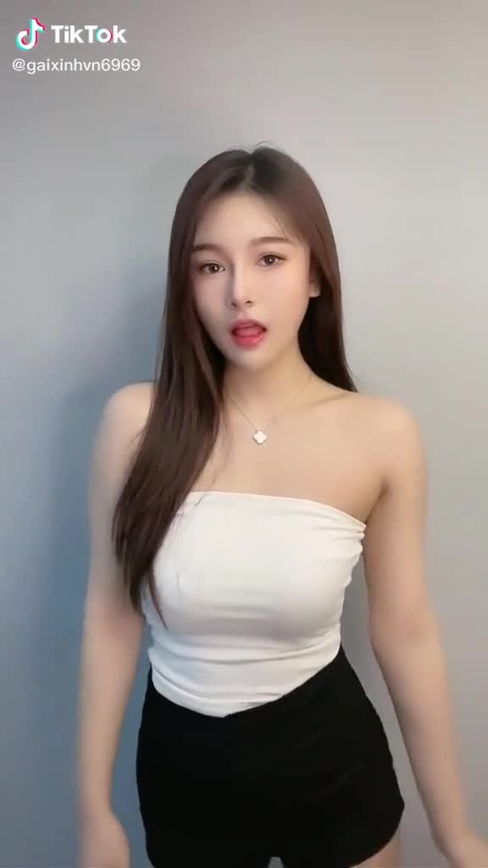 tiếc gì 1 tim cho thiên thần nà <3 #tiktok #tiktokvn#gaixinh #foryou #fyp 1