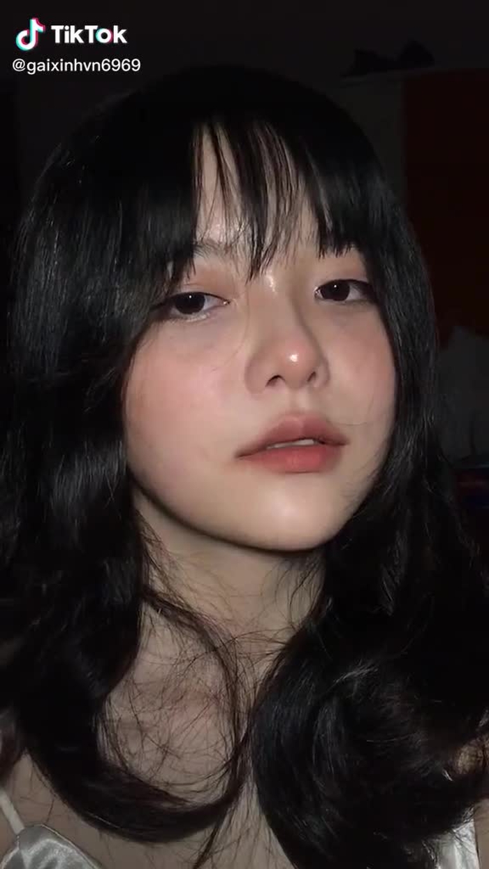 vợ nhà ai đây ạ ra dắt về nè..^^ #fyp #tiktok #xuhuong Thích mỗi các chịiii #xuhuong