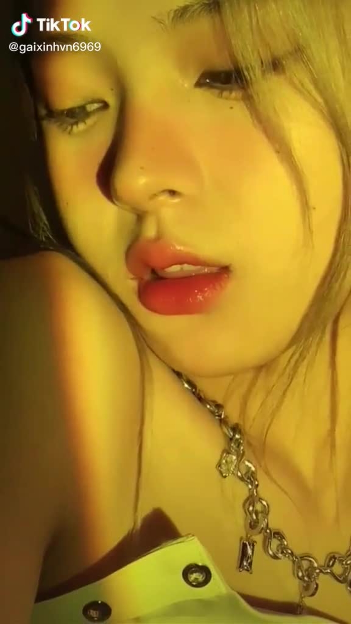 xinh mún xỉu...^^ #fyp #tiktok #xuhuong Flop nay lite:(#crd #douyin #fyp