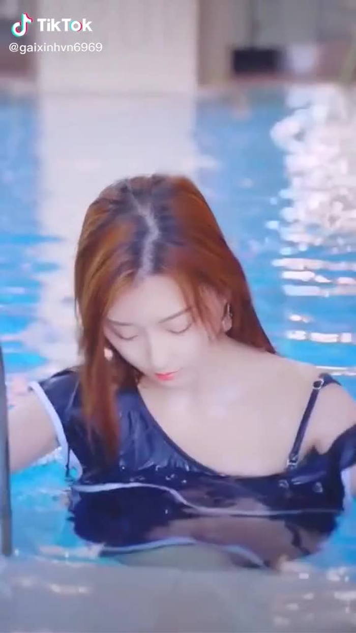 iu hok iu hok ..# fyp #tiktokvn #girls #gaixinh #gaixinhvn123 #TVSHOWHAY