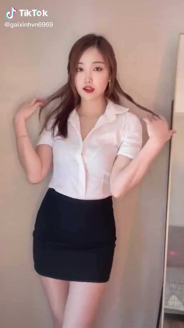 cấm nghĩ bậy bạ... #gaixinh #foryou #fyp #gaixinhvn123 #ThoBietYeu #NangTienCa
