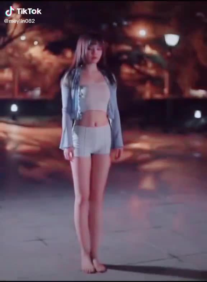 来和我一起跳舞吧,💃#fypシ #foryou #whitegirls #viral2021 #ReadyToNuGlow #xyzbca