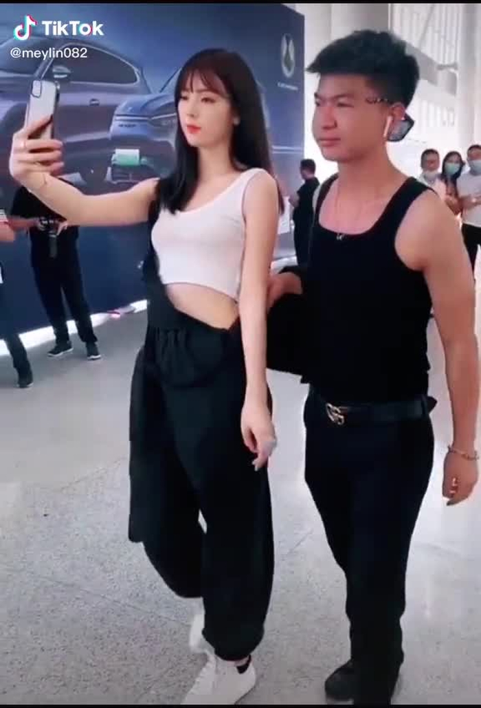 嗨，我和我的朋友们的问候,#fypシ #foryou #viral2021 #tiktokindonesia #tiktokchinese #xyzbca #LazadaGetLow