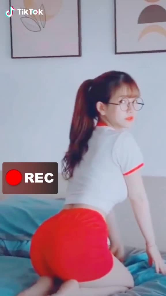 早上好,🤗#每个人都应该知道 #fypシ #viral2021 #whitegirl #GauthmathPower #fypdongggggggggシ #xzybca