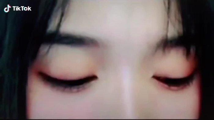 #foryou #viral2021 #tokviral2021 #fypシ゚viral #xzybca #whitegirl#为你页面
