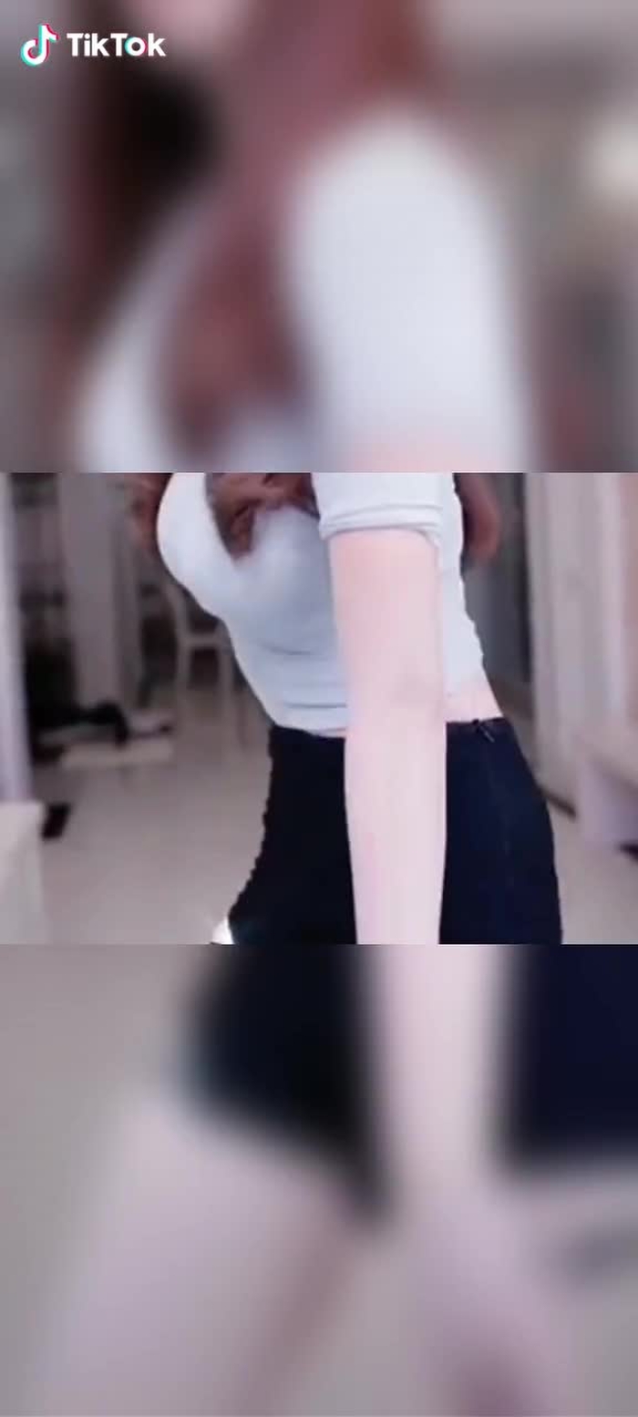 panas,,,😮😮😮🤐#fypシ #fypdongggggggg #StayColorfitAtHome #whitegirl #xyzbca #tiktokviral #SuperGoyangShopee