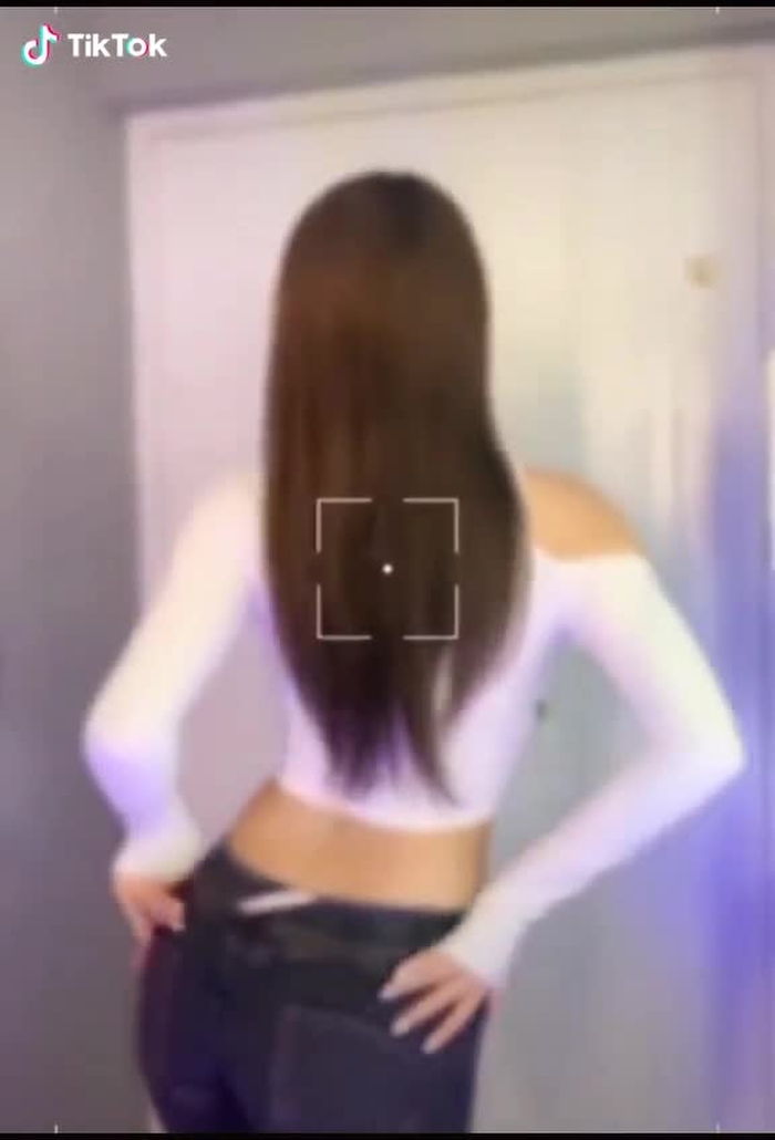 Lagu nya enk buat d.goyang ach mntap,,🤗#fypシ #fypdongggggggg #jnt100juta #tiktok #whitegirl