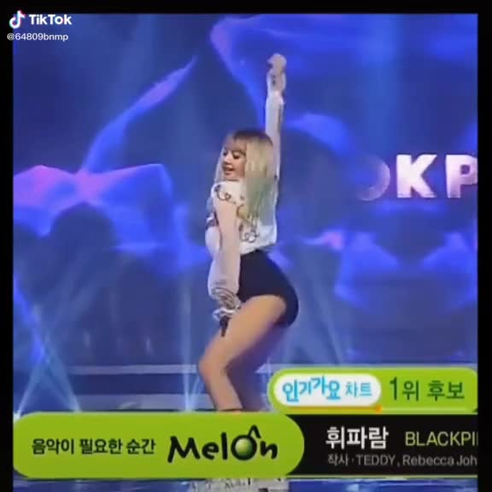 #lisa #Halloween2021 #VuDieuSaleTo1111 #TikTokFashUP