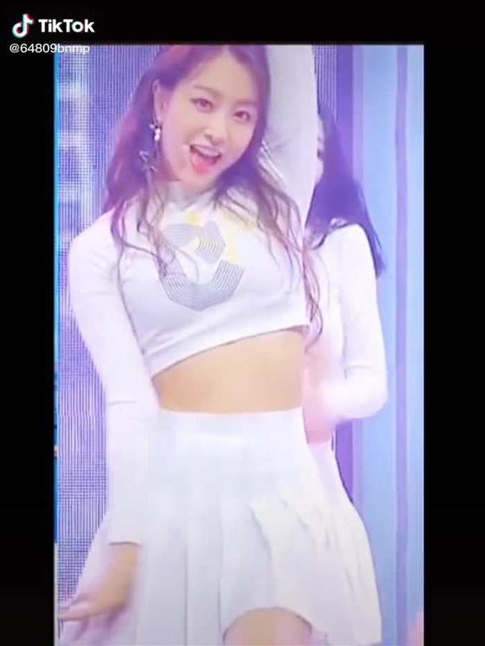 #Lalisa #Lalisa #SongKhoe247