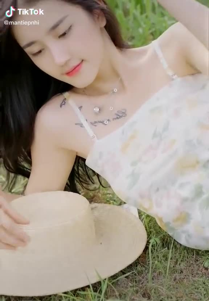 #gáixinh #gaixinhplus #tamtrang