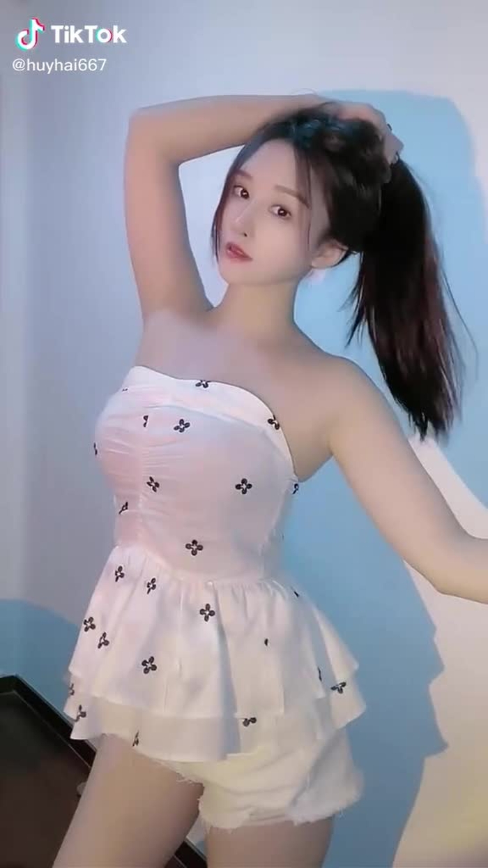 #gaixinh #xuhuong #foryou #fypシ #trending 2