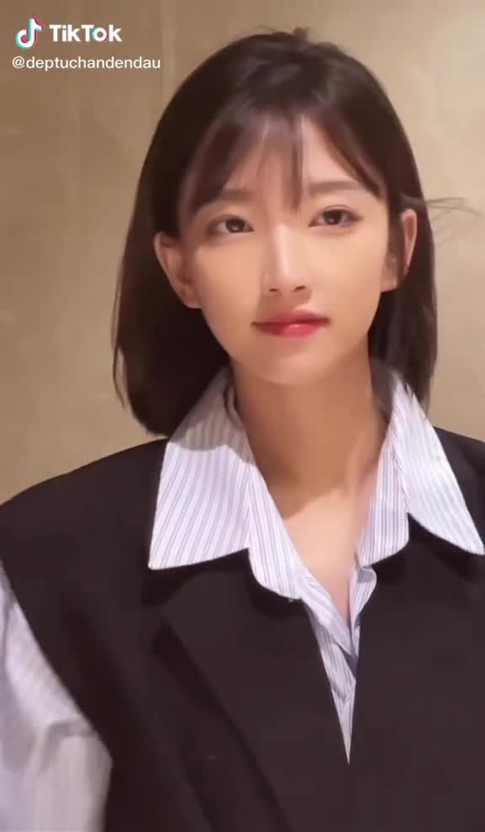 Bao h thì video của em mới nổi 100 ❤️ đây..!!#xuhuongtiktok #deptuchandendau #megaixinh #gaixinhplus