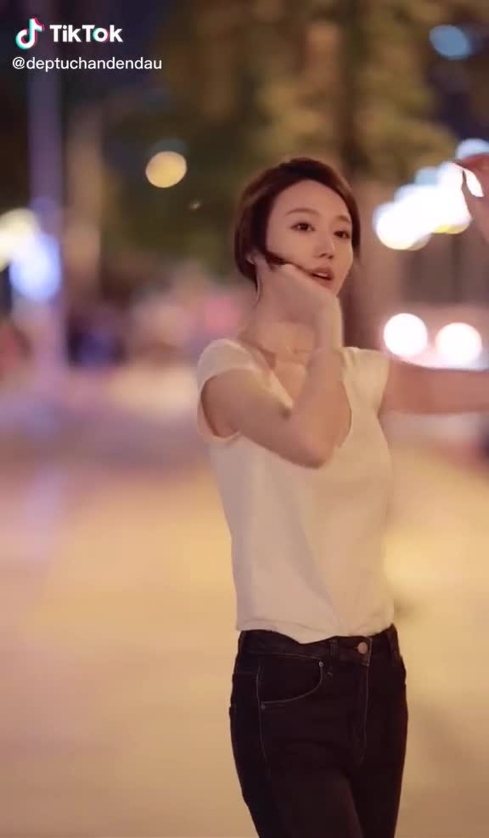 Lâu lắm r ms đk ra đường #xuhuongtiktok #AnhNhinThuHut #deptuchandendau #gaixinhtiktok #gaixinhplus #gaixinhvietnam