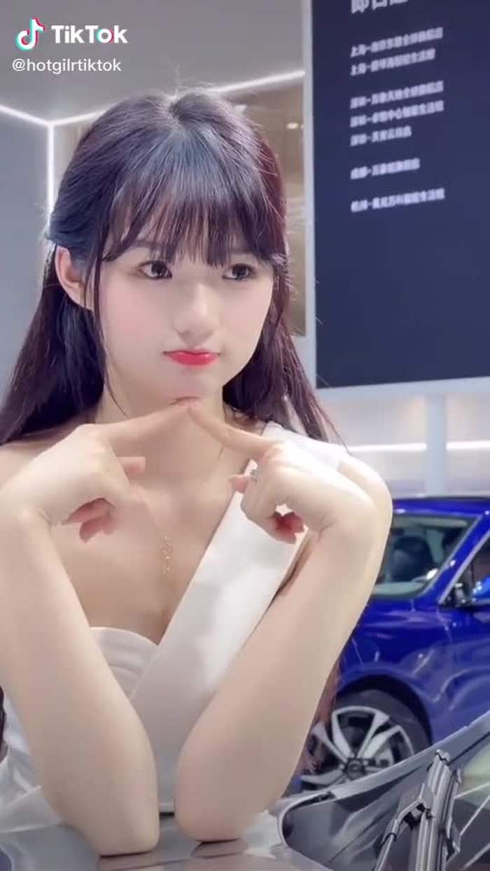 Yêu Em Hum☺️❤️#xuhuong #gaixinhvn123 #hotgilr_tiktok #fyp #foryou #tiktokdieuky