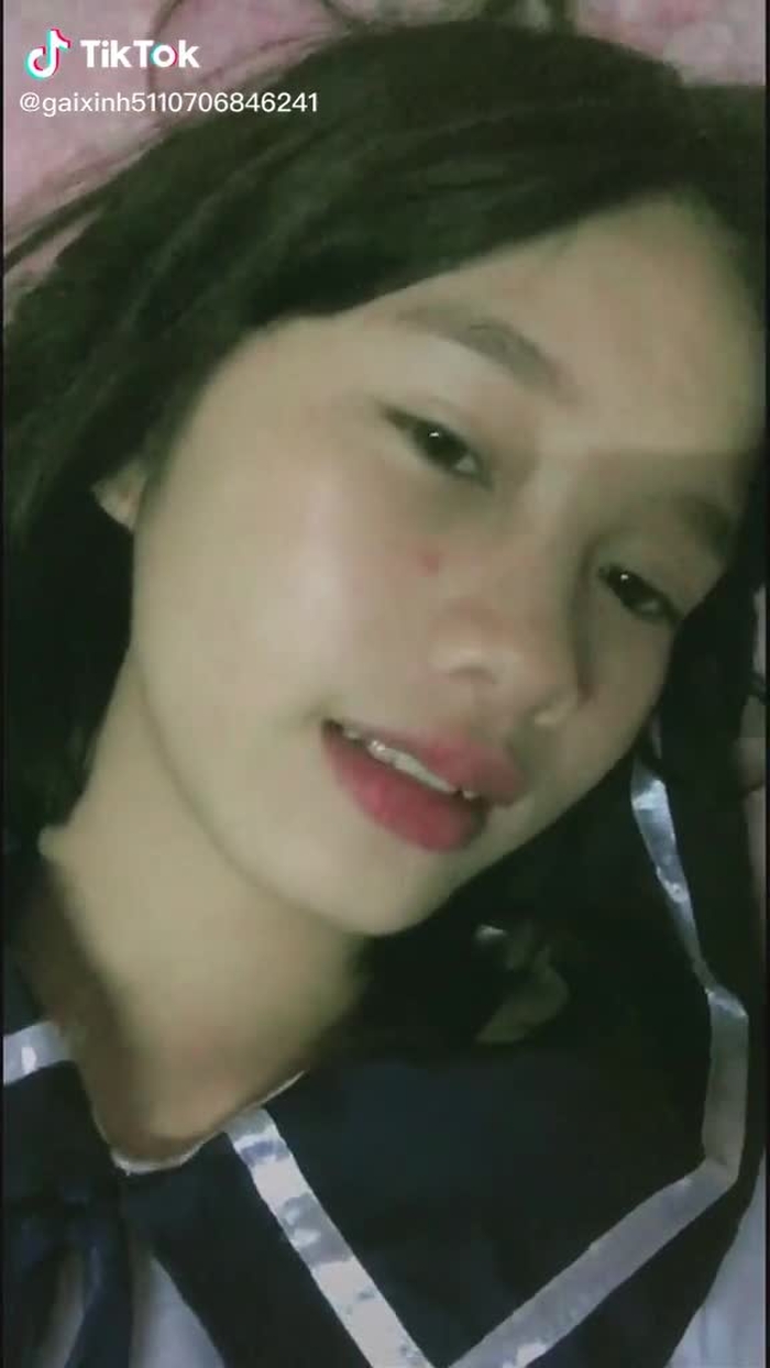 lên đây cho 1 nháy