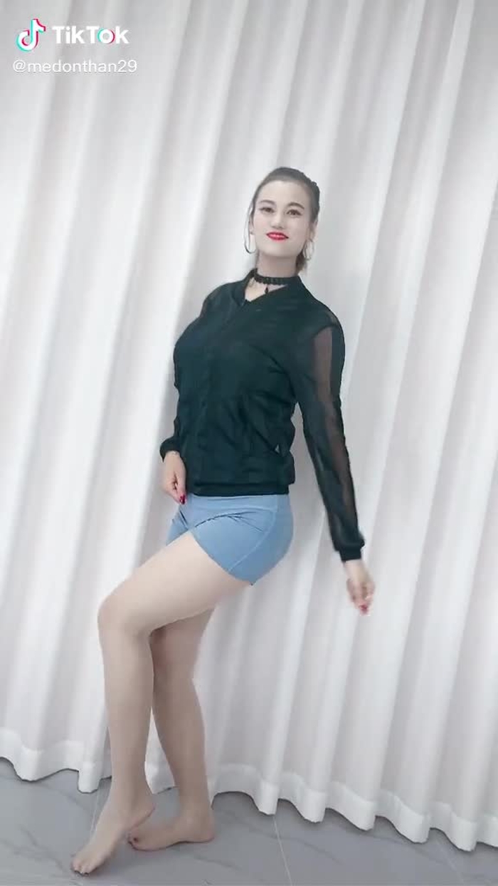 #xuhuongtiktok #xuhuong #gaixinh #gaixinhtiktok #gaixinhvn123 #foryou #foryoupage
