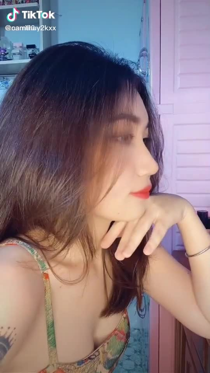 muốn ăn em thì nói 🤤🤤🤤#learnontiktok #gaixinh #gaixinhtiktok #girl #gaixinhvn123 #ONhaVanVui 2