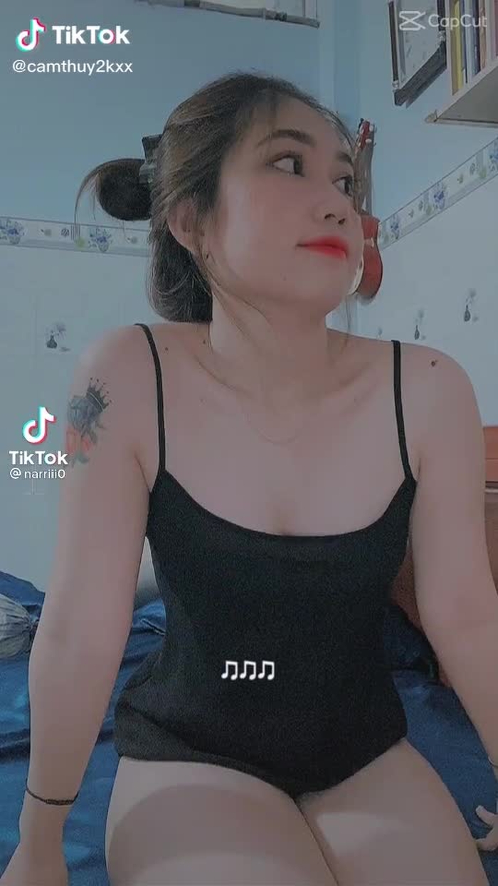 muốn ăn em thì nói 🤤🤤🤤#learnontiktok #gaixinh #gaixinhtiktok #girl #gaixinhvn123 #ONhaVanVui 6