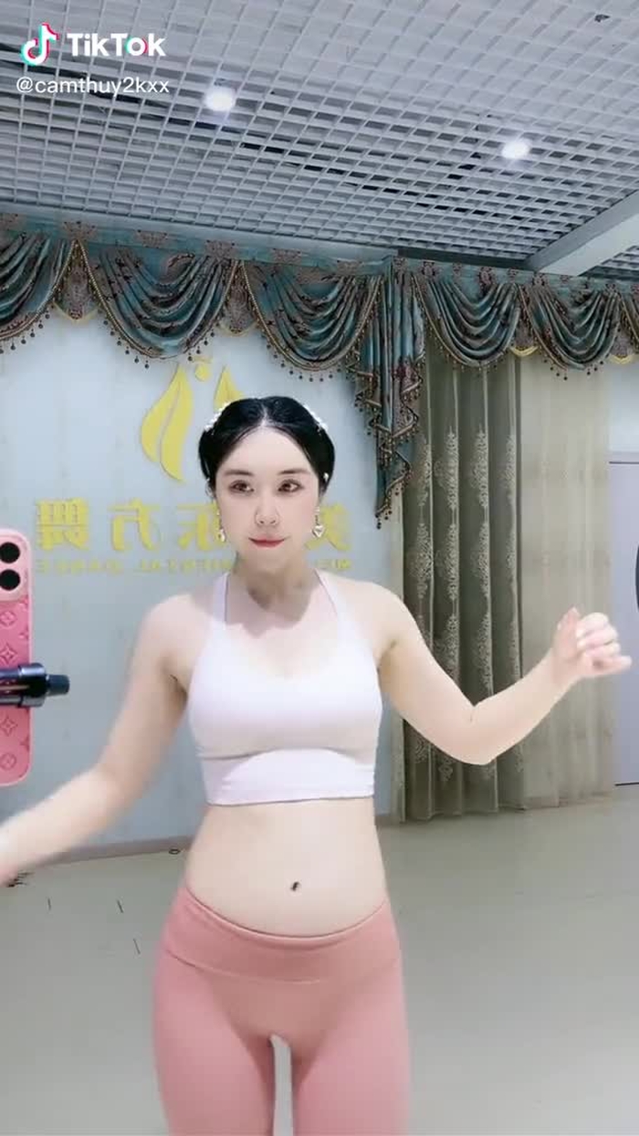 mlem mlem 🤤🤤🤤#gaixinhvn123 #girl #gaixinhtiktok #gaixinh #learnontiktok 12