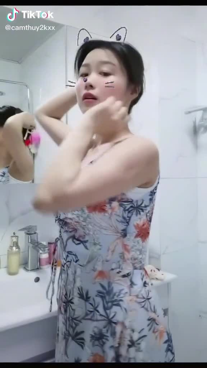 Mất tương tác quá rồi mọi người ơi 😙#gaixinh #girls #gaixinhvn123 #learnontiktok