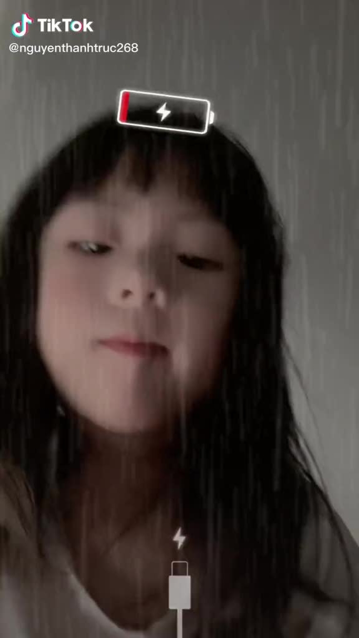 Bling Bling 💕 (@nguyenthanhtruc268) on TikTok 1