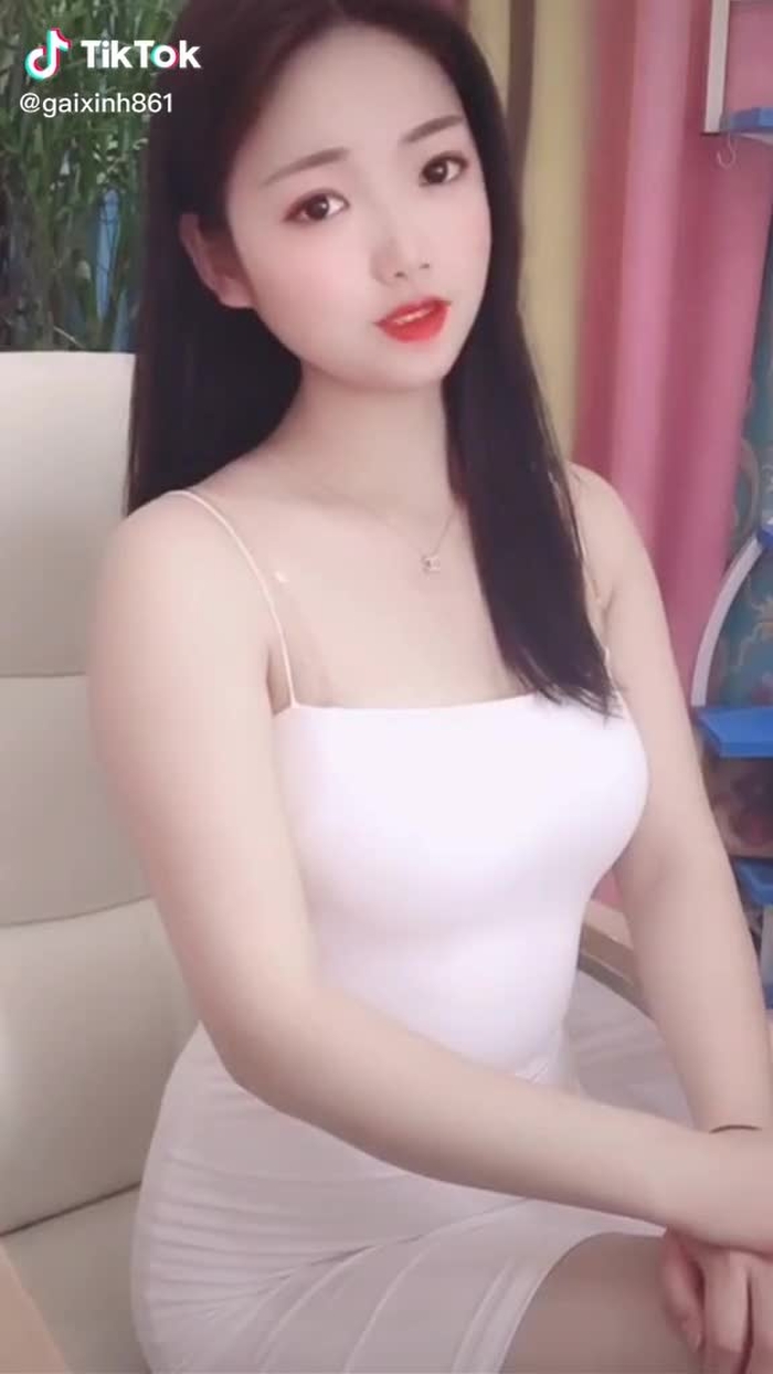 mặc 2 dây#fyp #gaixinh #gaixinhtiktok #hoyeuaimatroi
