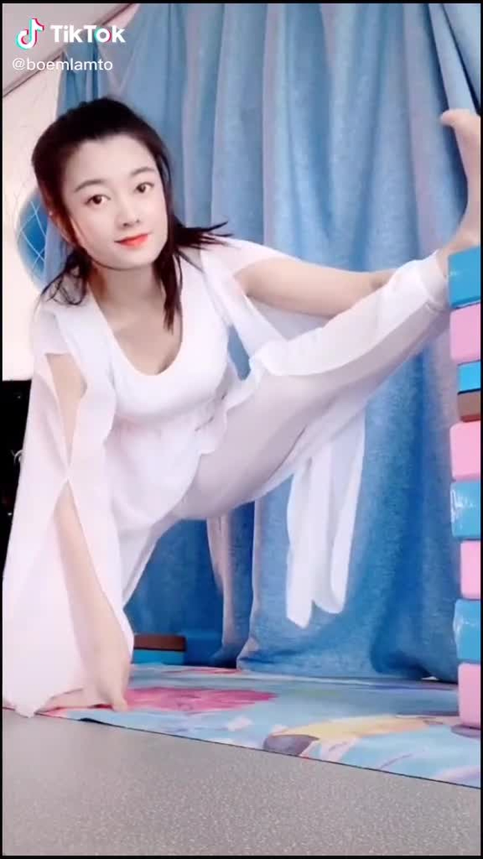 #gaixinh #girls #gaixinhkhoehang #OpenDoorDance 10