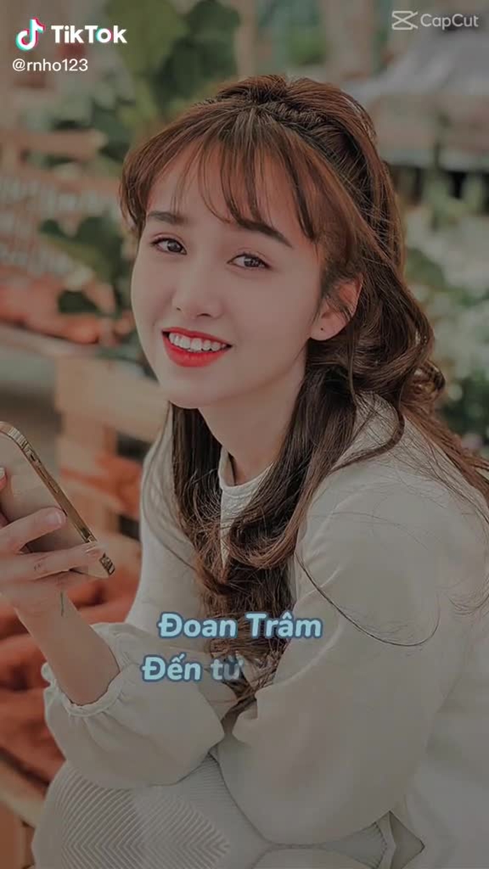 Đoán tuổi nha 🤣 #xuhuong #capcut #giớithiệubảnthân