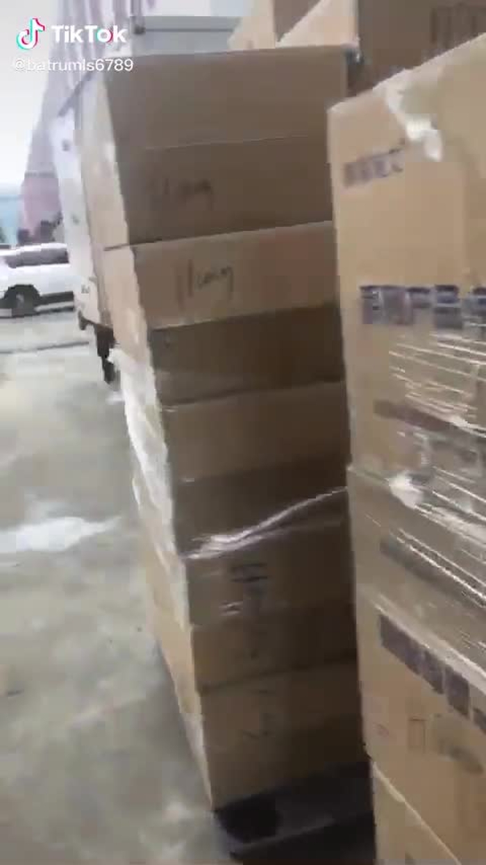 Quỳnh Hương ls✅ (@chuyendobuonhangchina789) trên TikTok 31