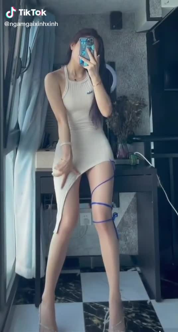 #gaixinh #TikTokFashUP trend tie cho vui ạ