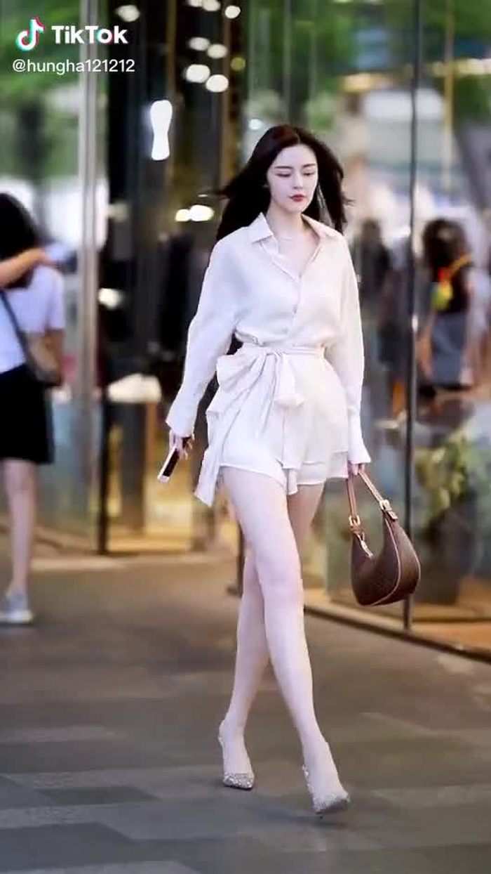 Ánh mắt anh làm em say đắm#gái #gáixinh #gáixinhtiktok #gái_đẹp #gáidep #gáixinh18