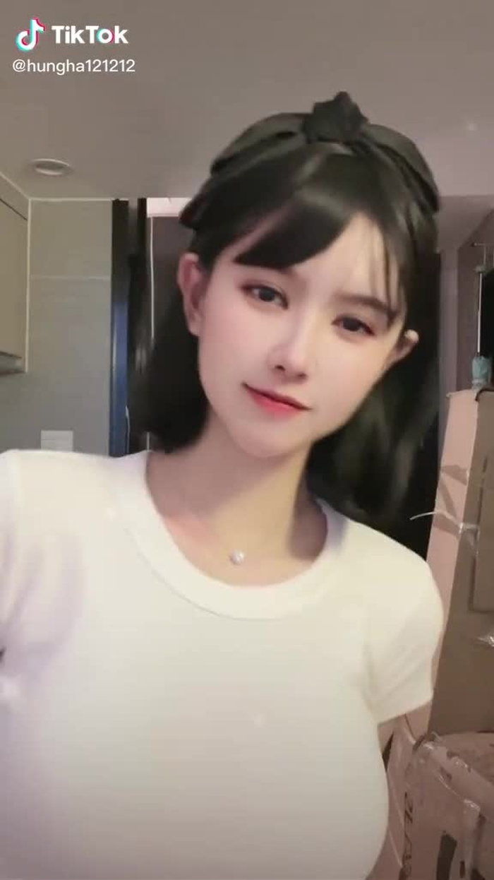 Áo trắng có anh say nắng#gái_đẹp #gáixinh #gái #gáixinhtiktok #gái
