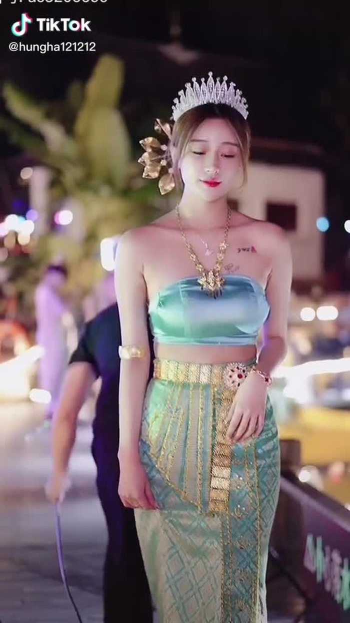 Em là cô gái trung lạc bước tới thái lan#gáixinh #gái_đẹp #gái #gáixinhtiktok #gáidep