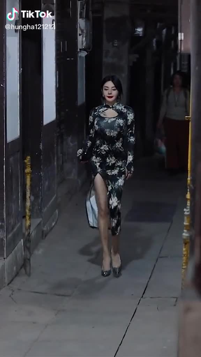Dạo phố đêm#gáixinh #gái_đẹp #gái #gáixinhtiktok #gáidep #gái xinh
