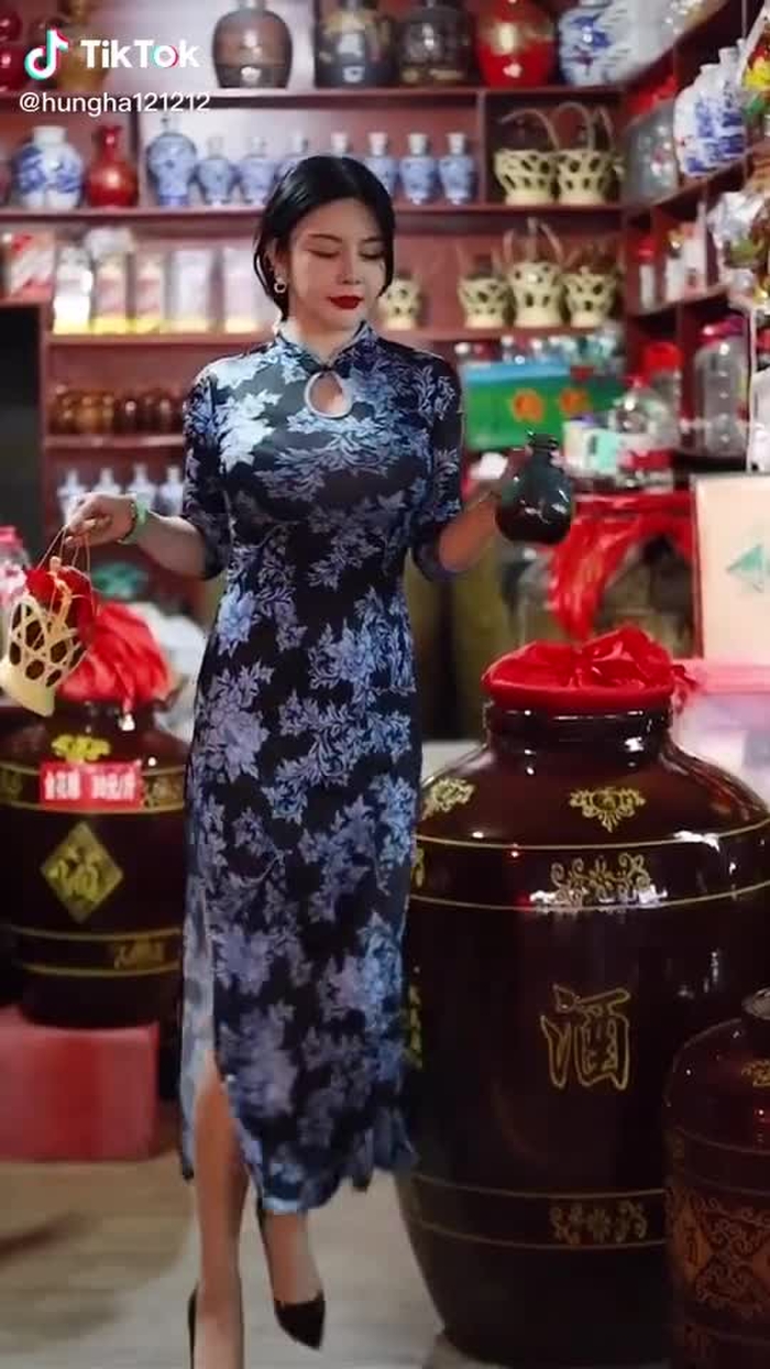 Các anh có uống rượu không#gái #gáixinh #gái_đẹp #gáidep #gáixinhtiktok